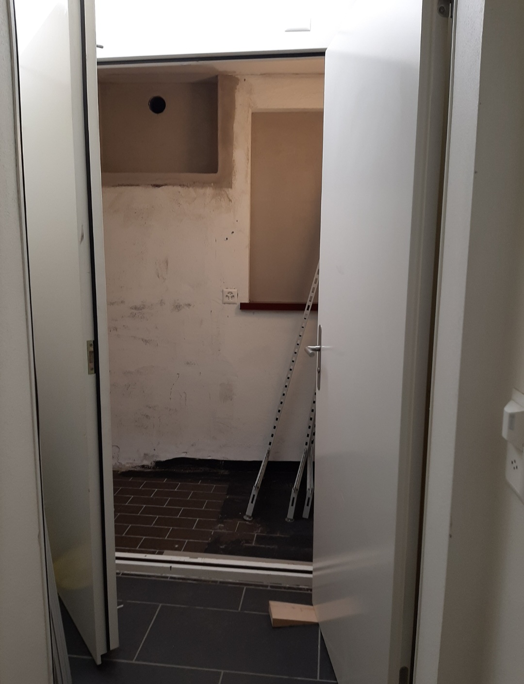 Luminoso, tranquillo, atelier, ufficio, studio..., foto 7 di 8
