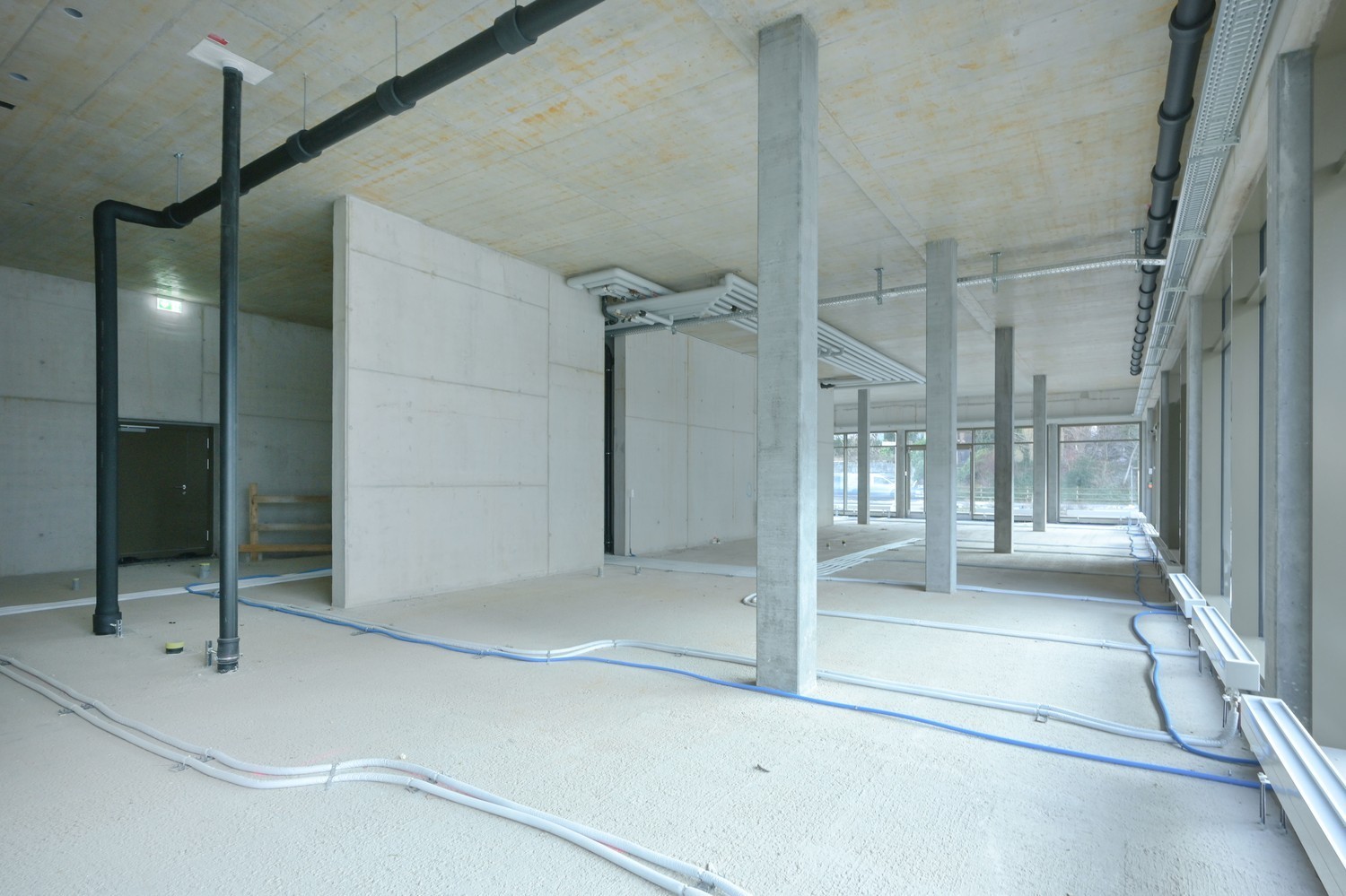 170m² shop, Foto 10 von 10