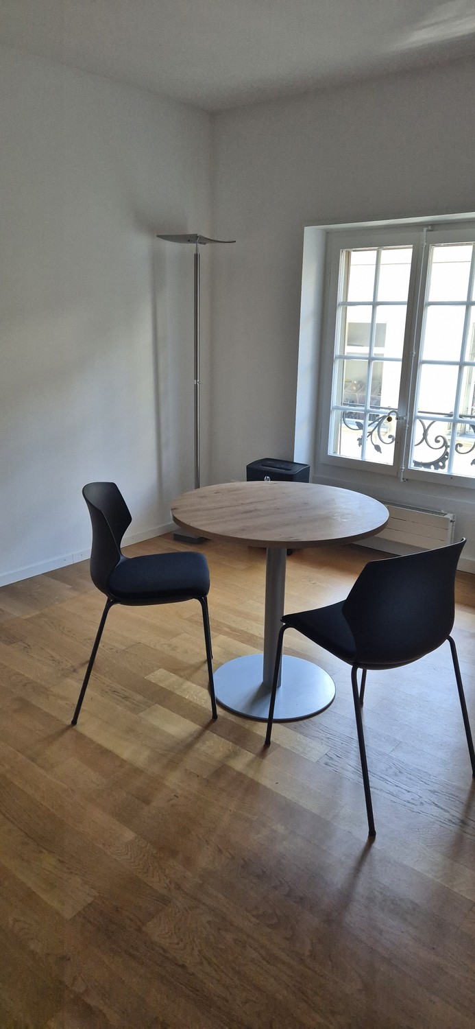 50m² office