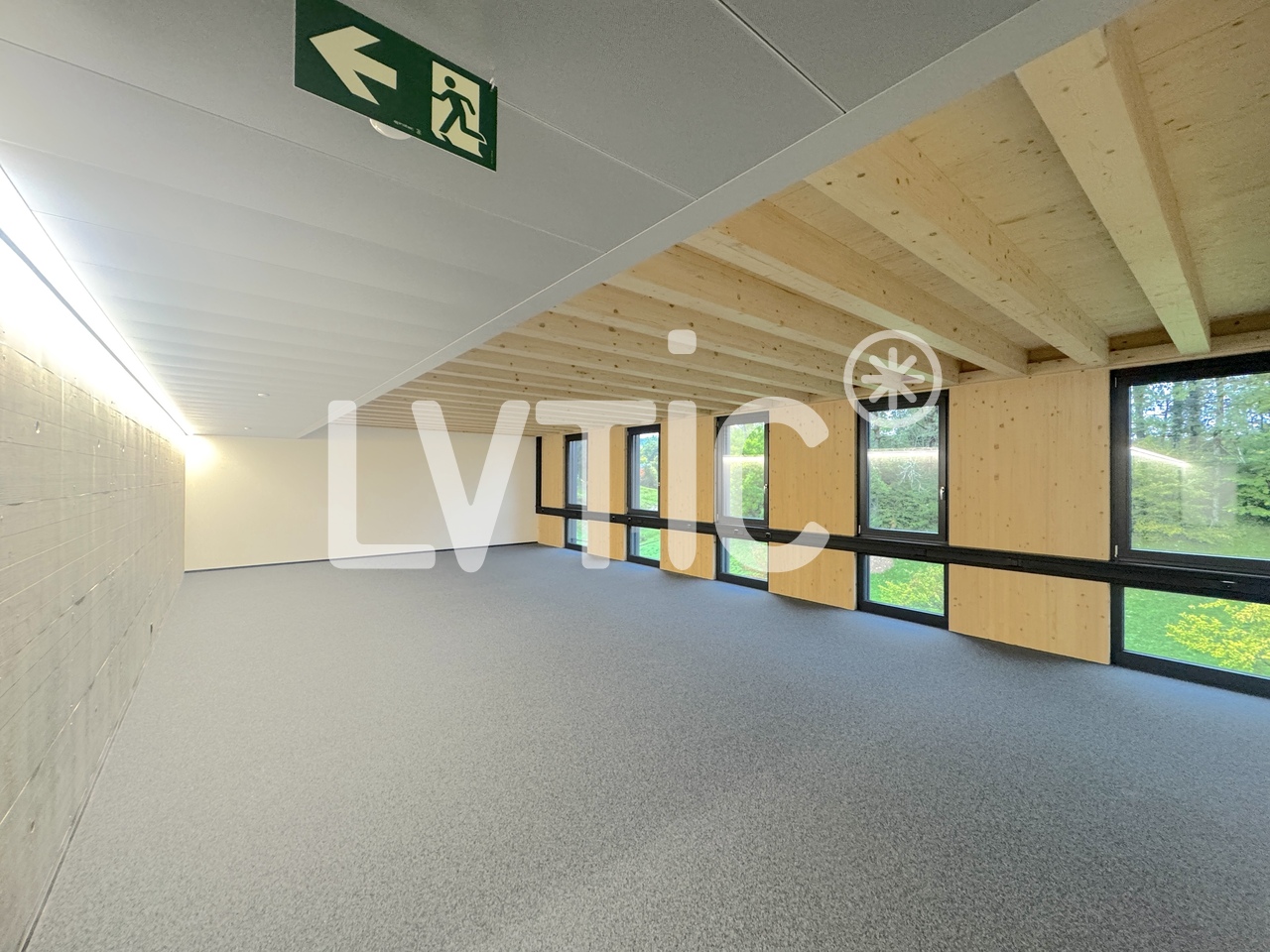 245m² Büro