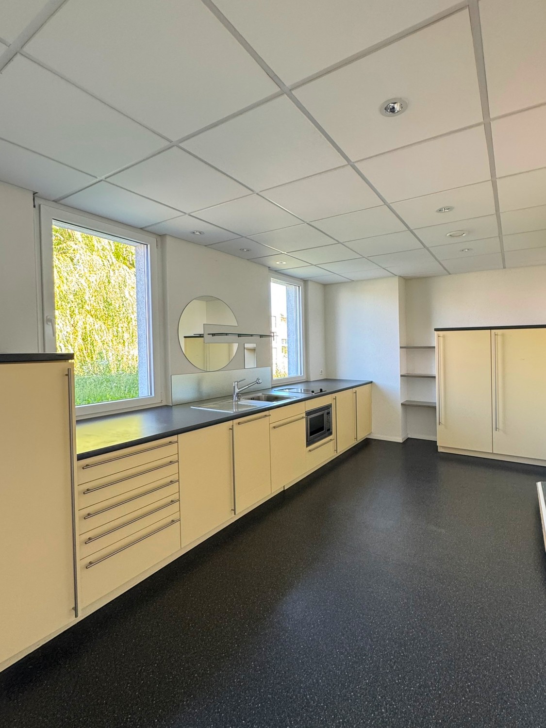 Bureau de 210m², photo 4 sur 9
