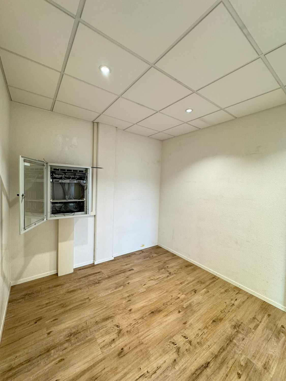 Bureau de 210m², photo 7 sur 9
