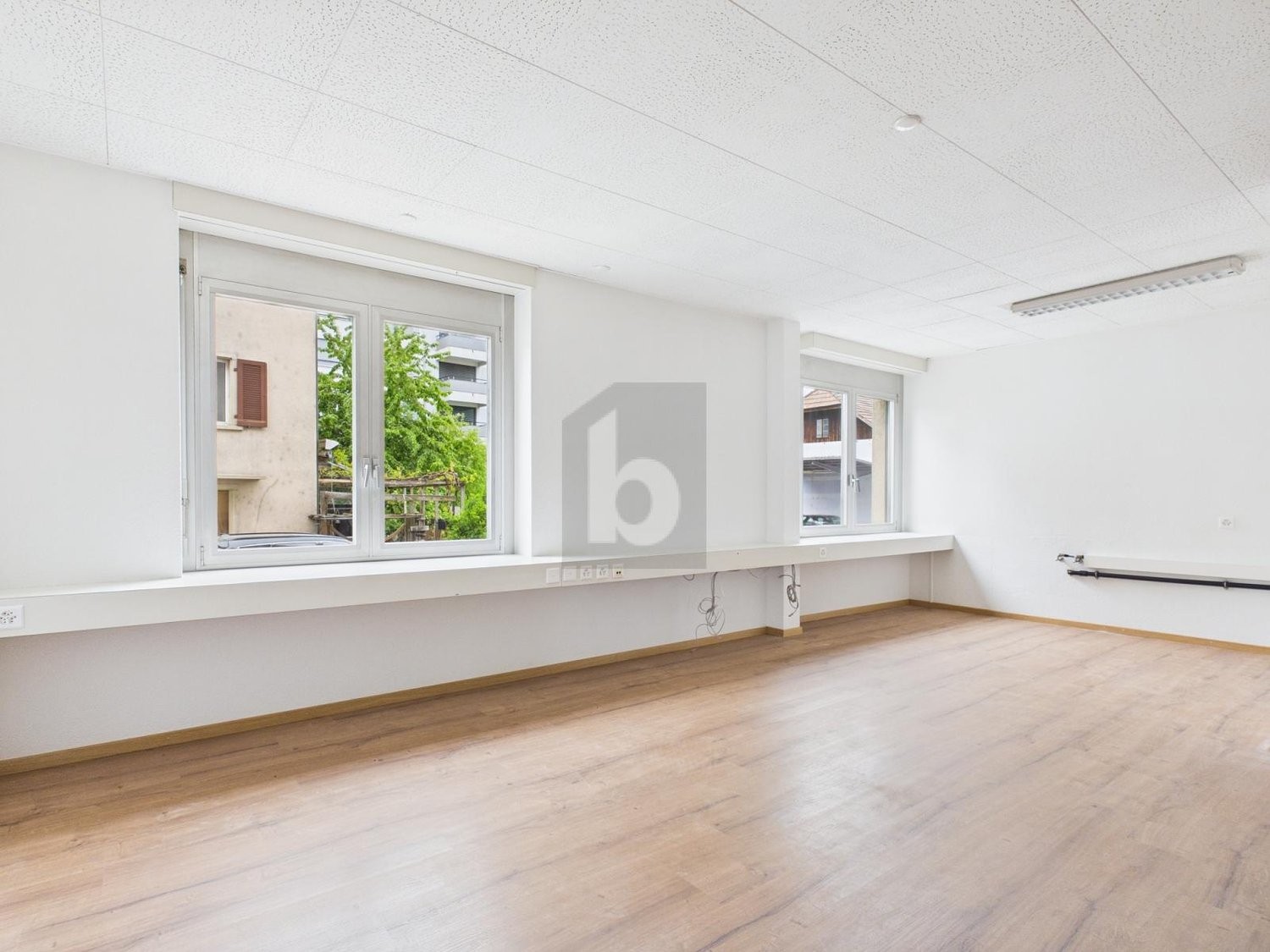 31m² office, Foto 1 von 4