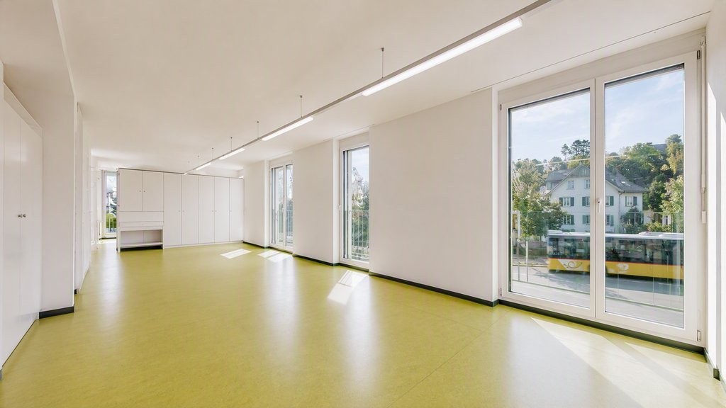 116m² commercial