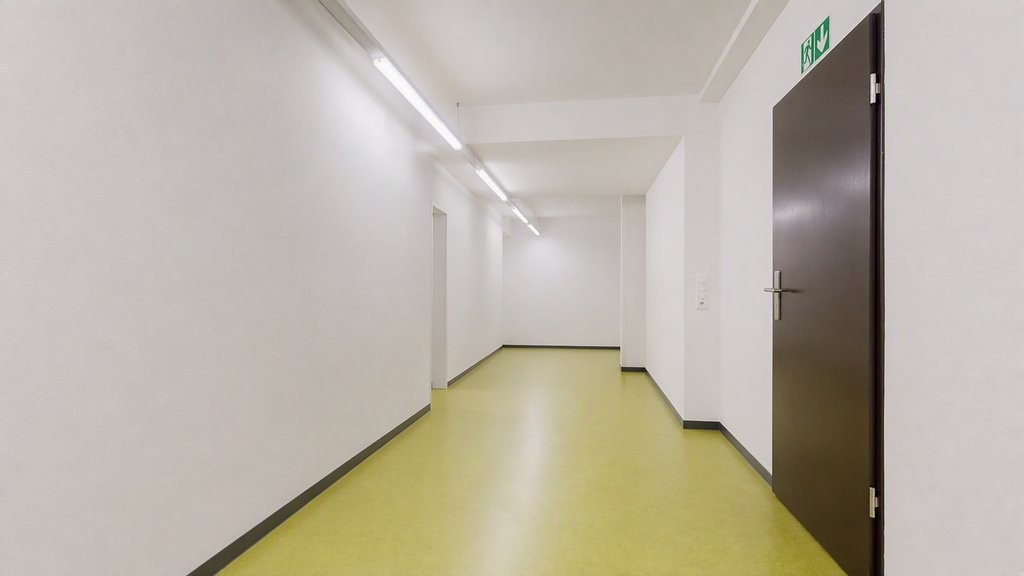 116m² commercial