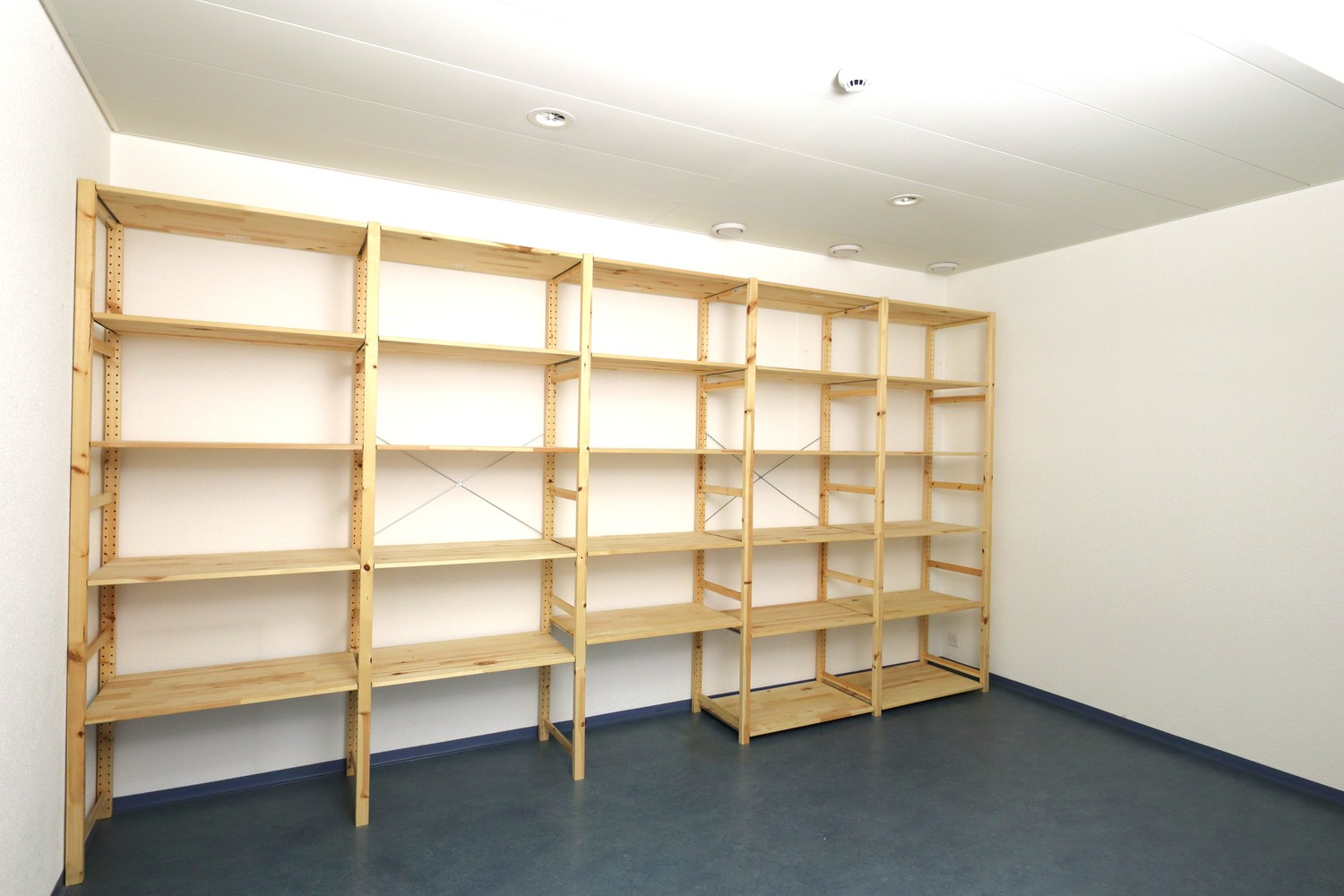226m² office