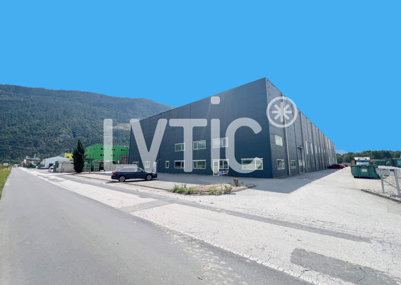 Oggetto industriale di 2030m²