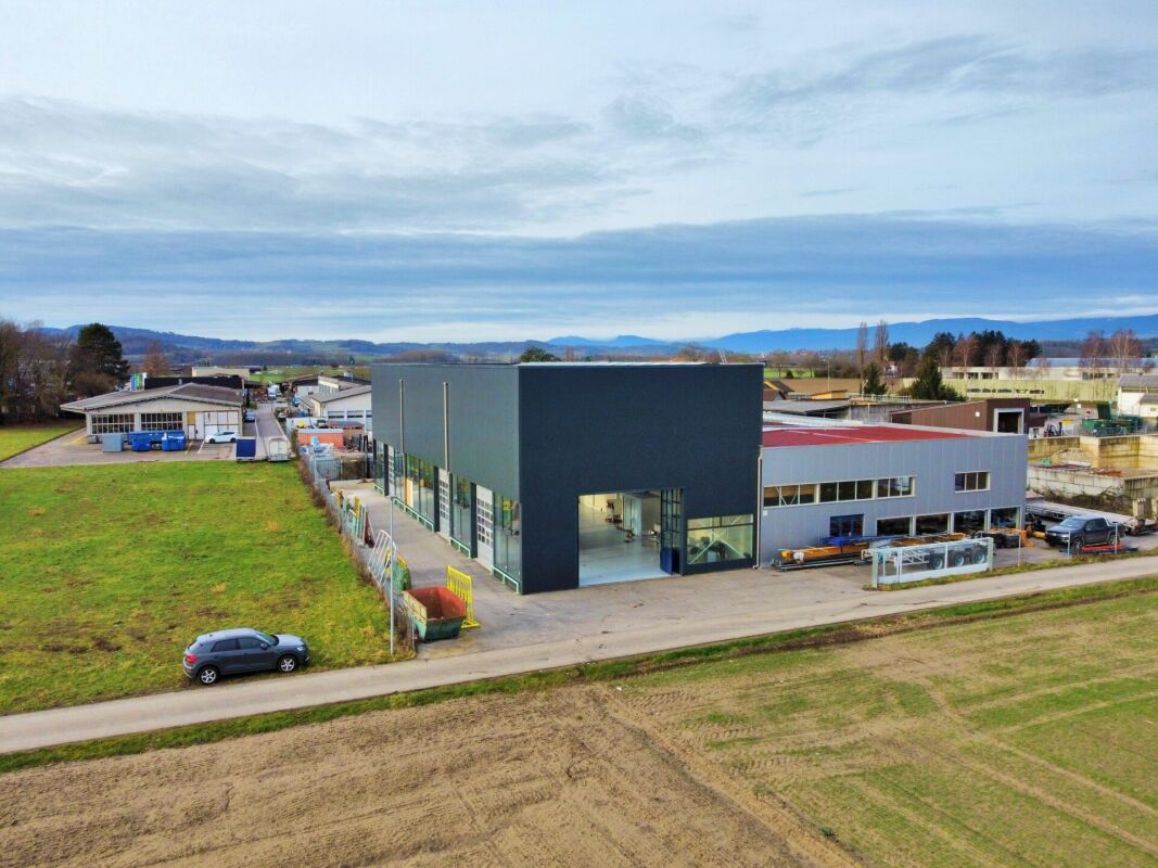 580m² Büro, Foto 1 von 6