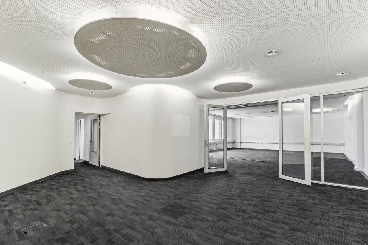 819m² office, Foto 1 von 10