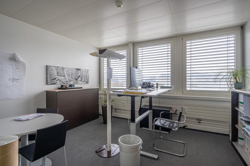303m² office, Foto 8 von 10