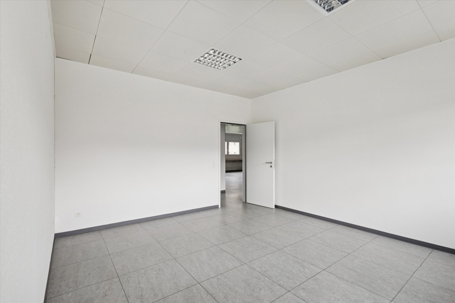 201m² Büro, Foto 10 von 10