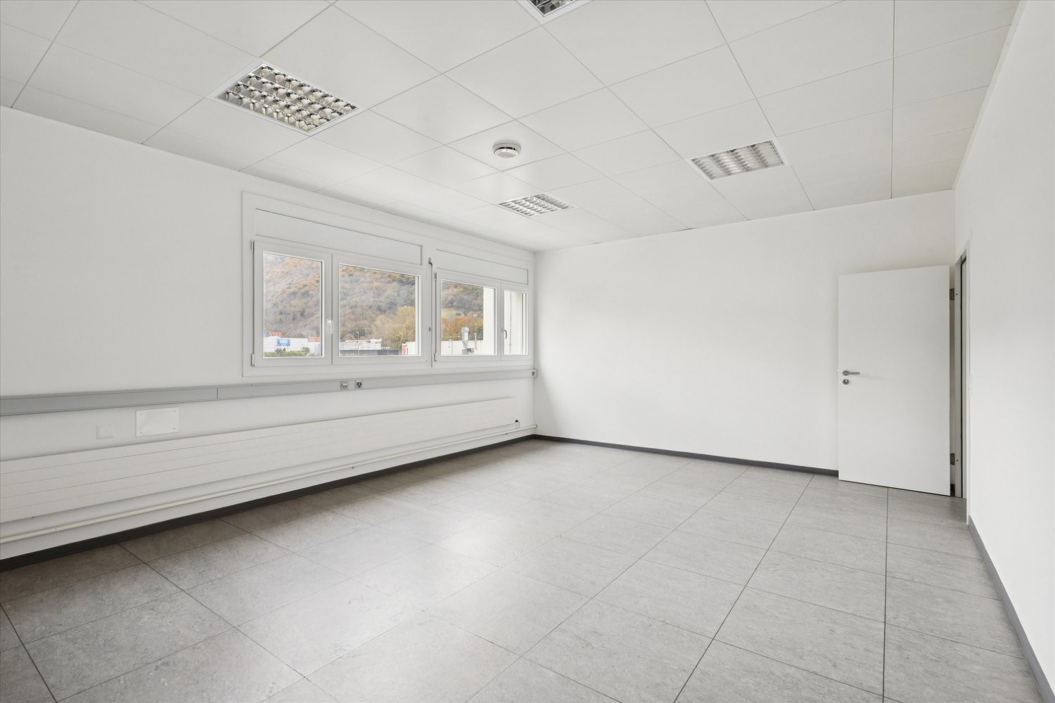 201m² Büro, Foto 9 von 10