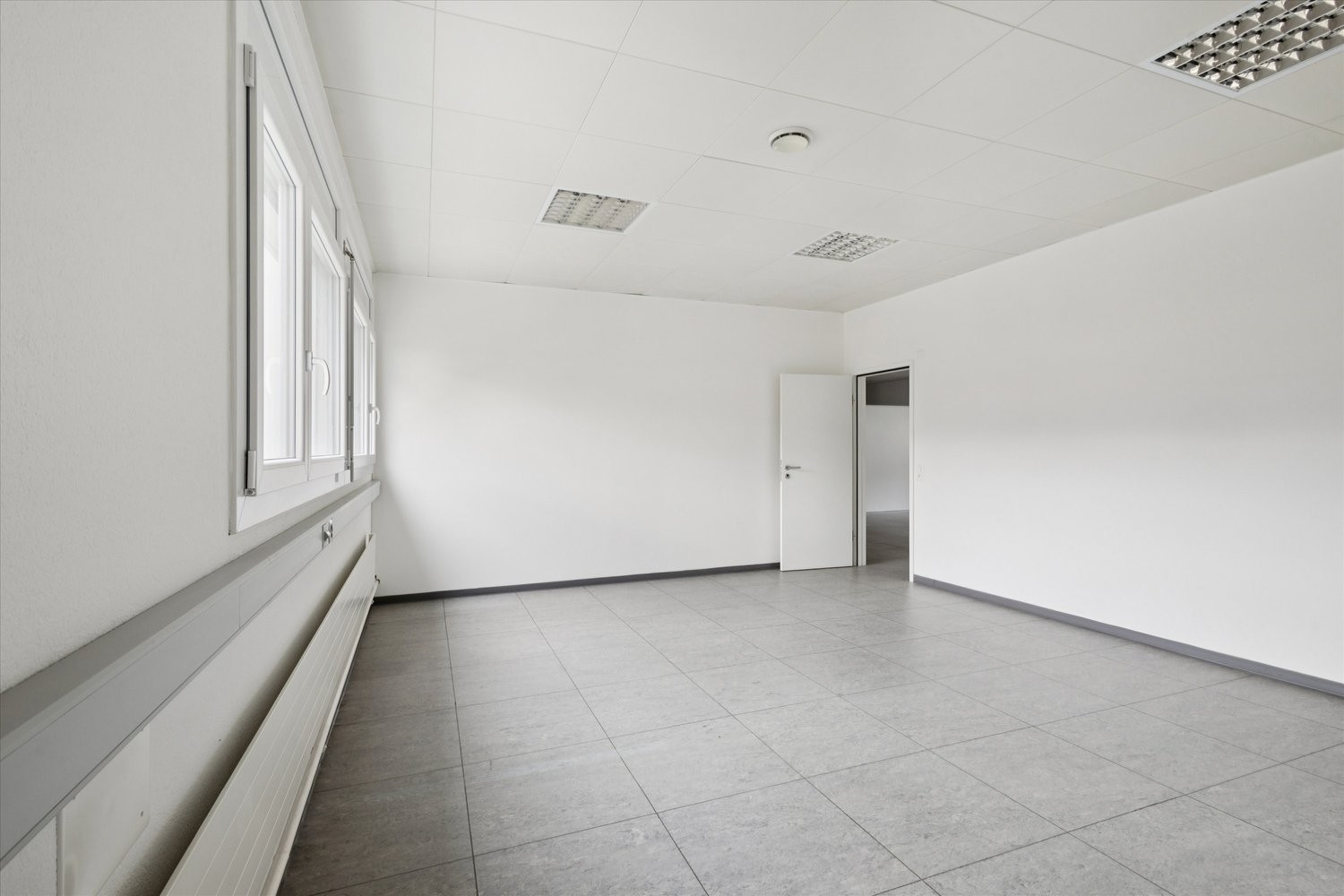 201m² Büro, Foto 8 von 10