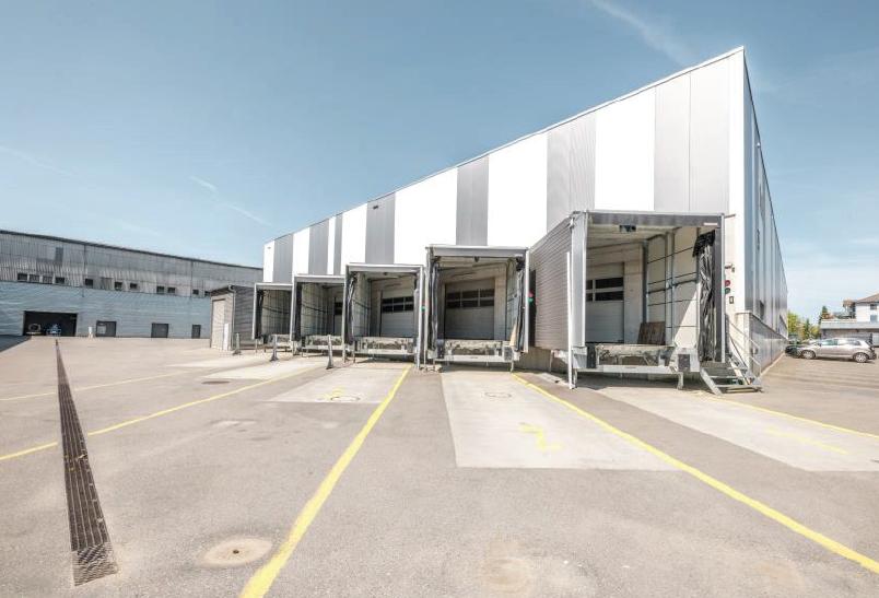 2390m² commercial, Foto 2 von 10