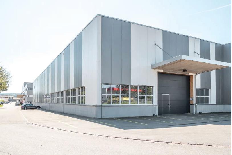 2390m² commercial, Foto 1 von 10