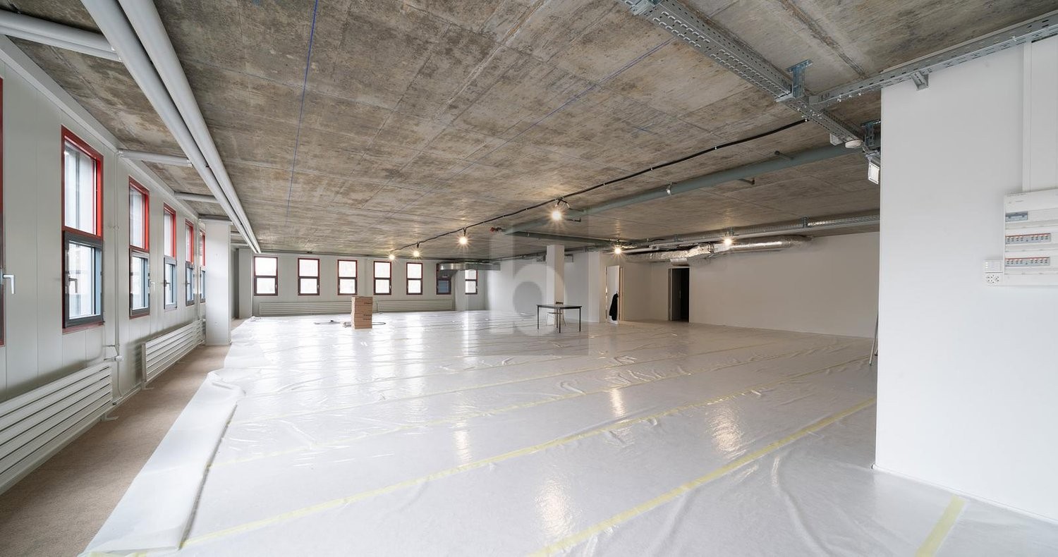 350m² ufficio, foto 2 di 4