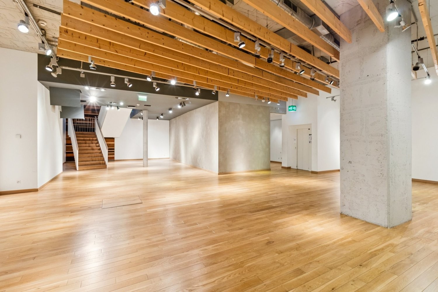 945m² Ladenlokal