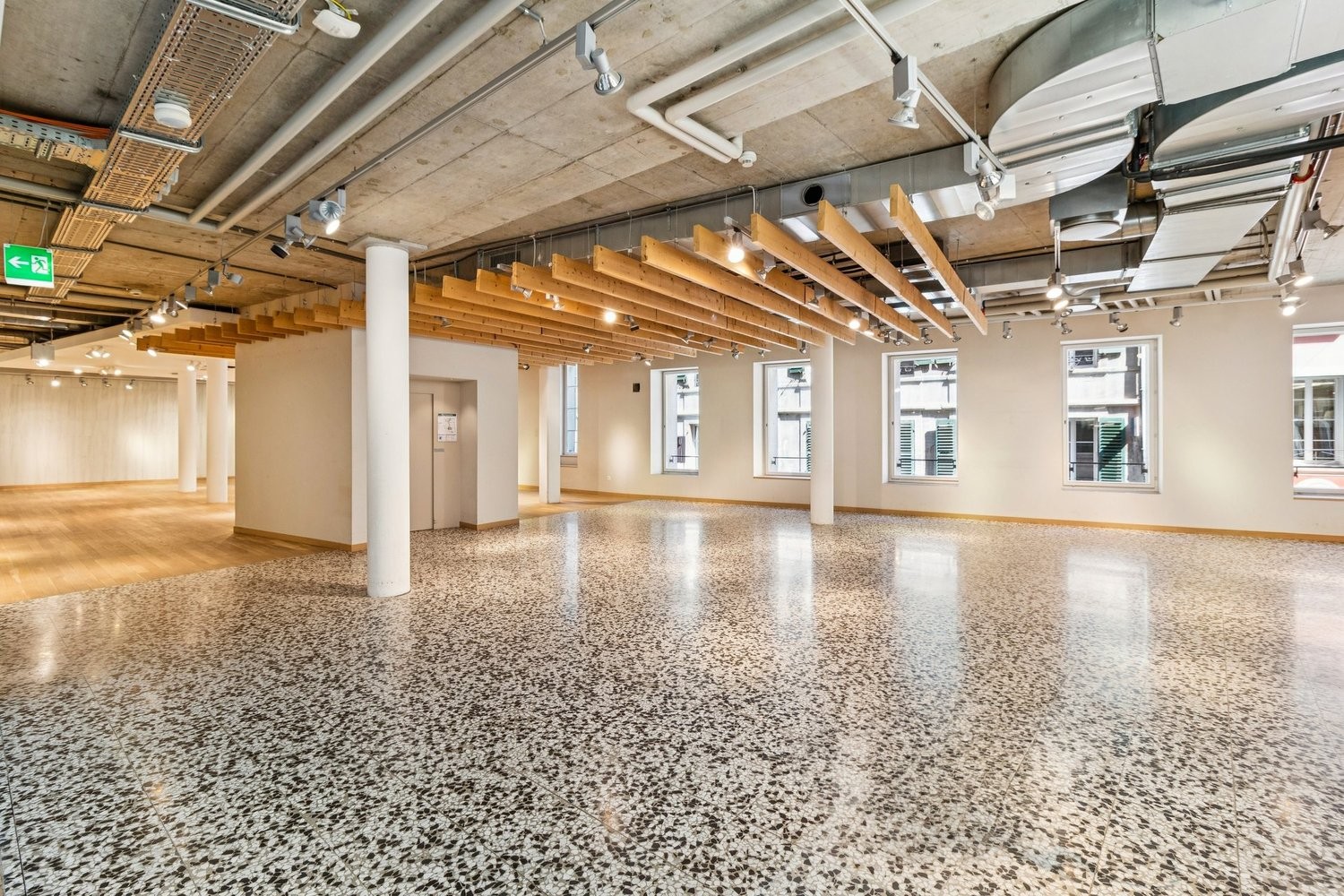 945m² Ladenlokal