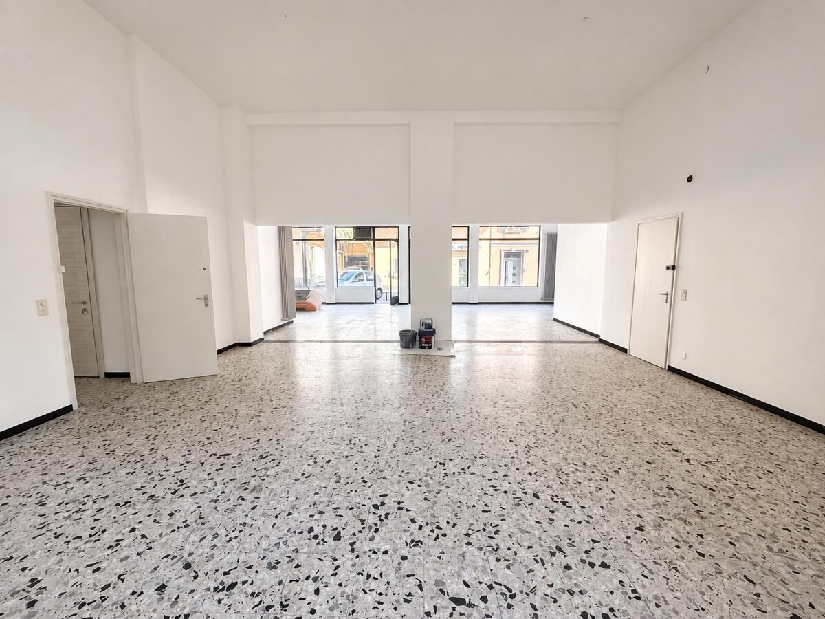180m² Ladenlokal, Foto 5 von 10