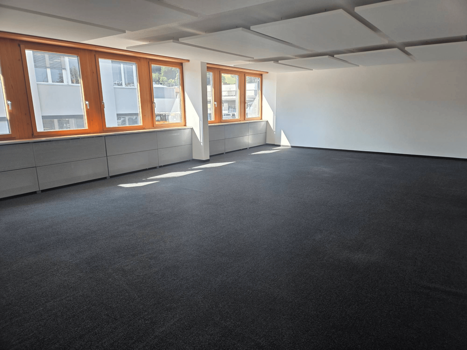 72m² bureau, photo 1 sur 6