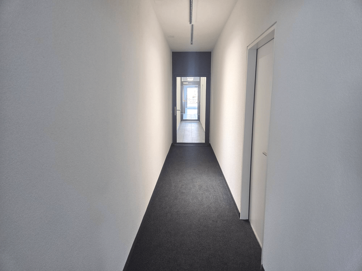 72m² bureau, photo 4 sur 6
