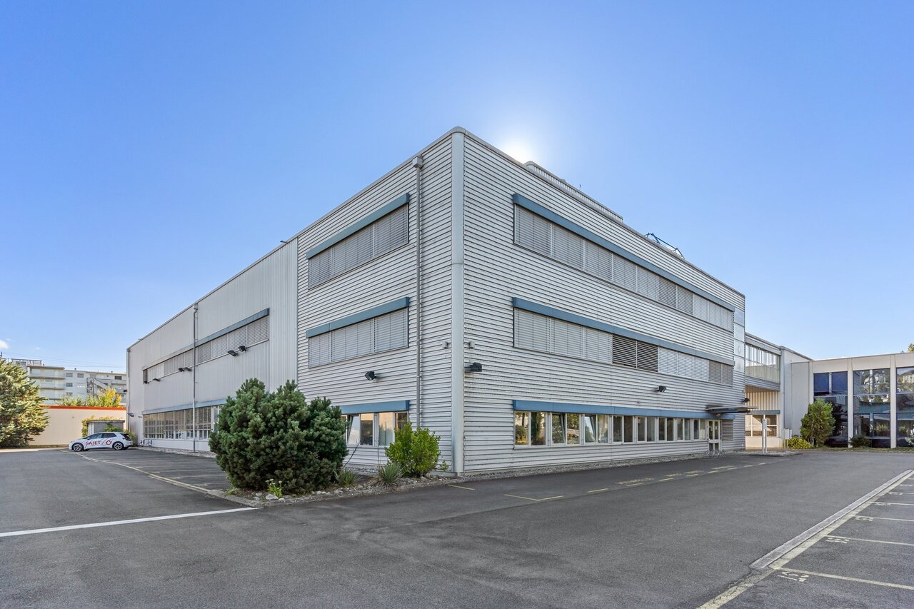 259m² deposito, foto 1 di 7