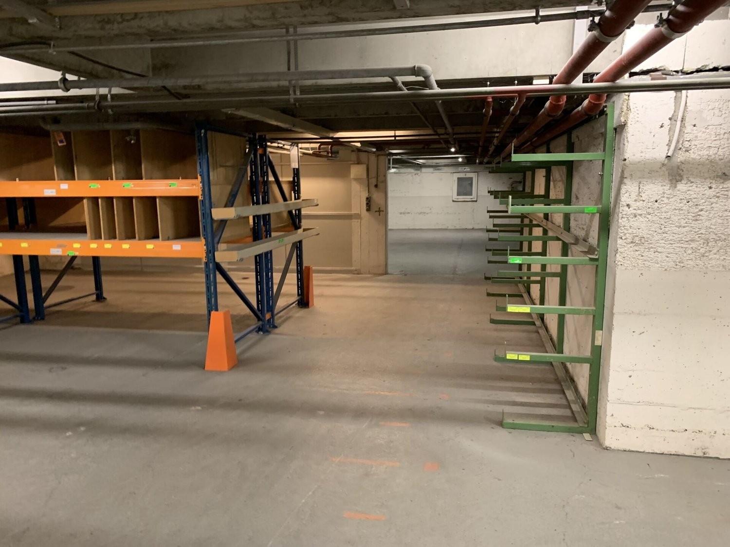 664m² storage room, Foto 8 von 10