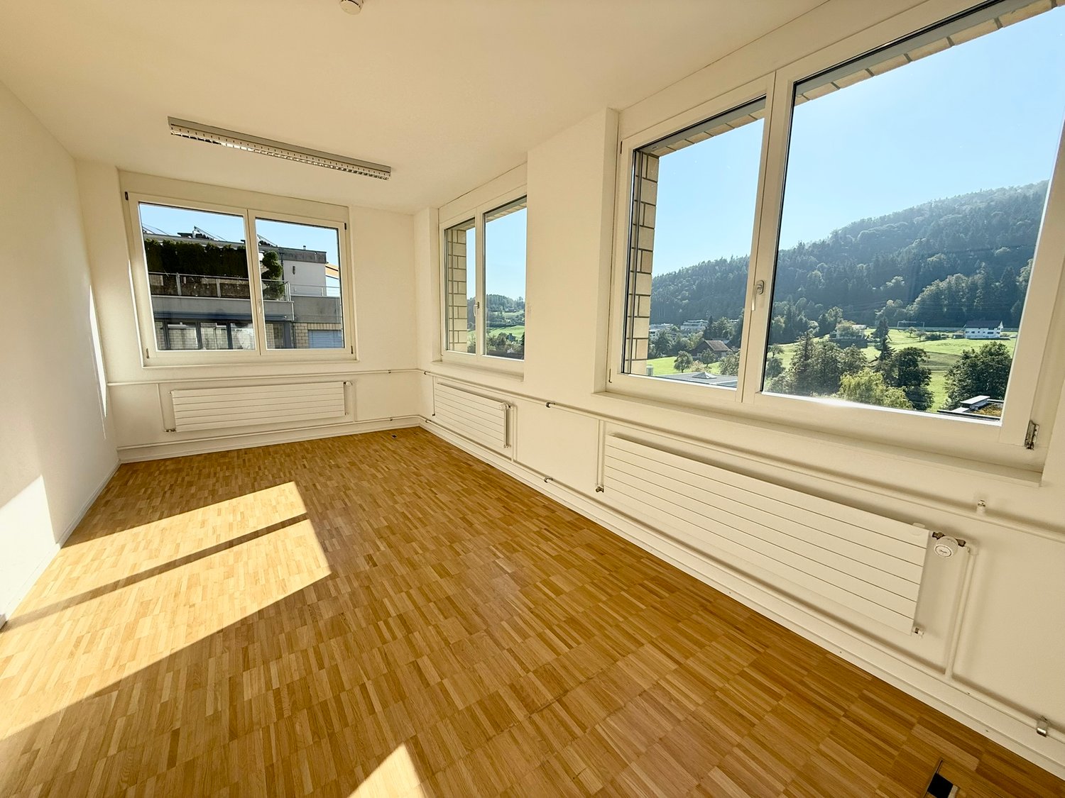 Office, Foto 1 von 10
