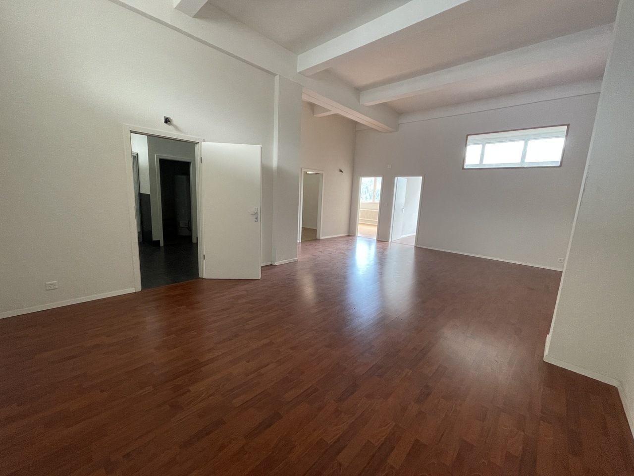 108m² Gewerbe, Foto 4 von 5