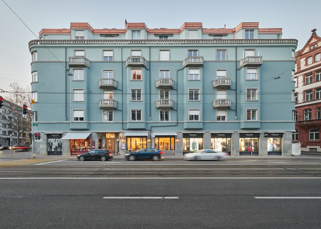 negozio di 290m², foto 1 di 5