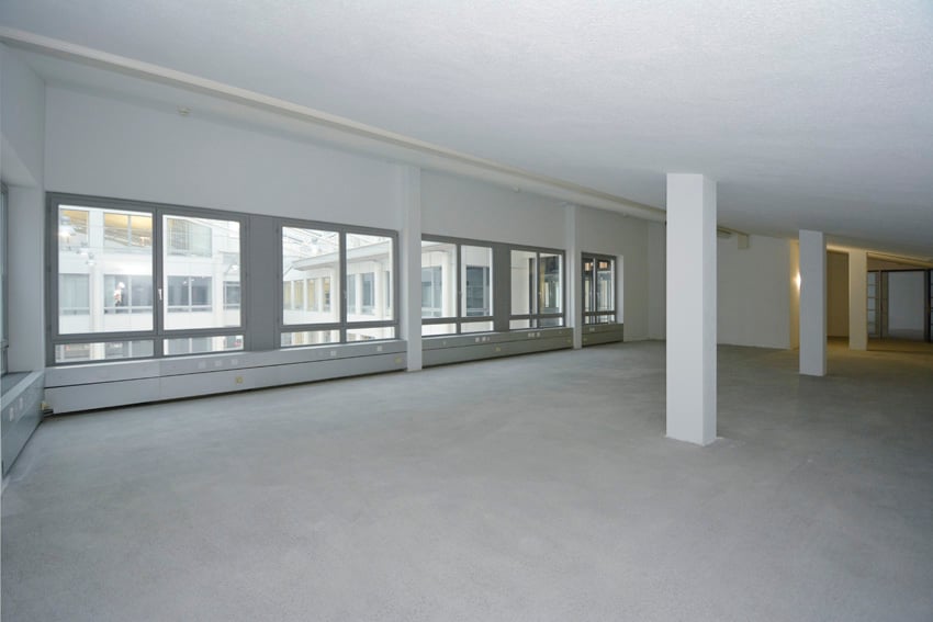 175m² office