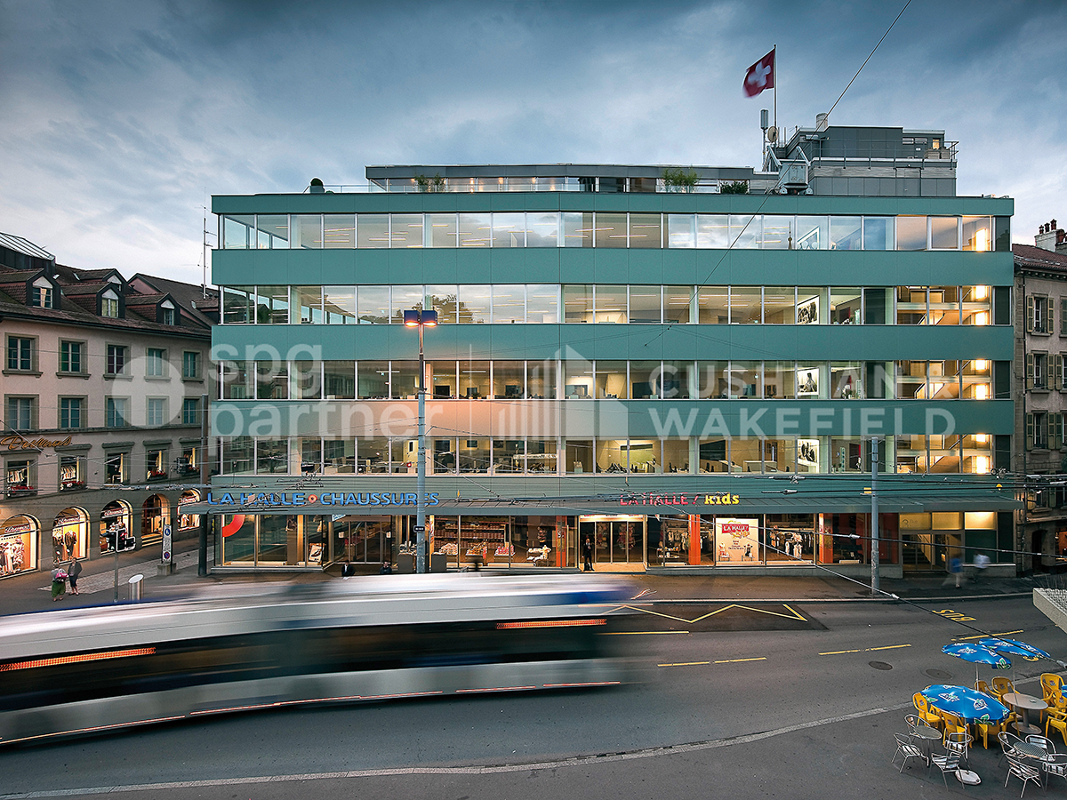 650m² Büro, Foto 1 von 10