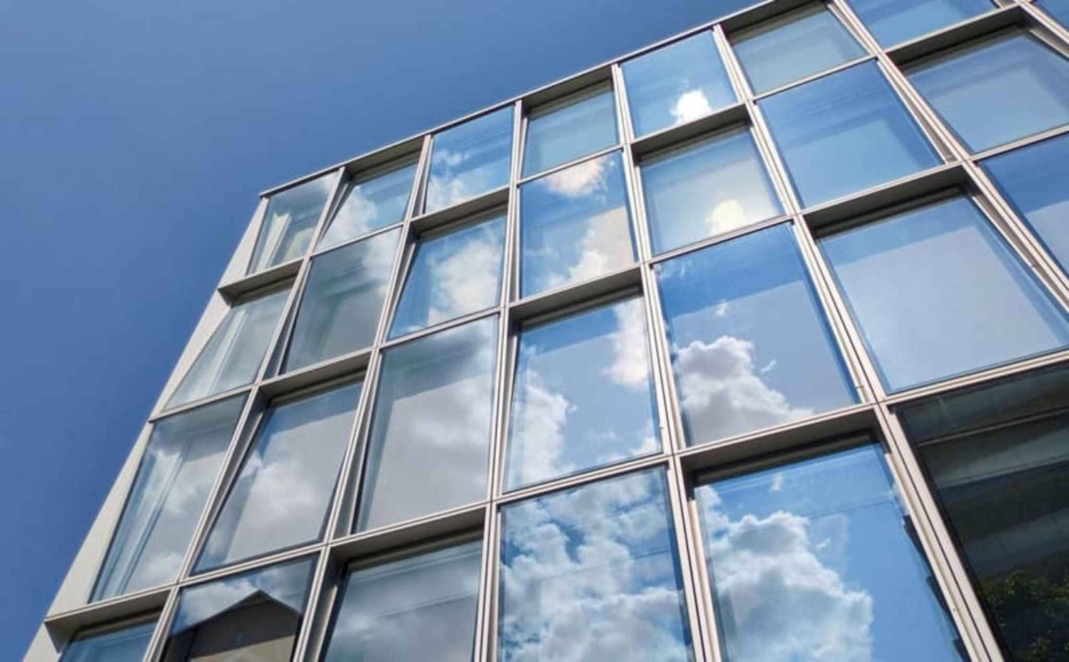 50m² office