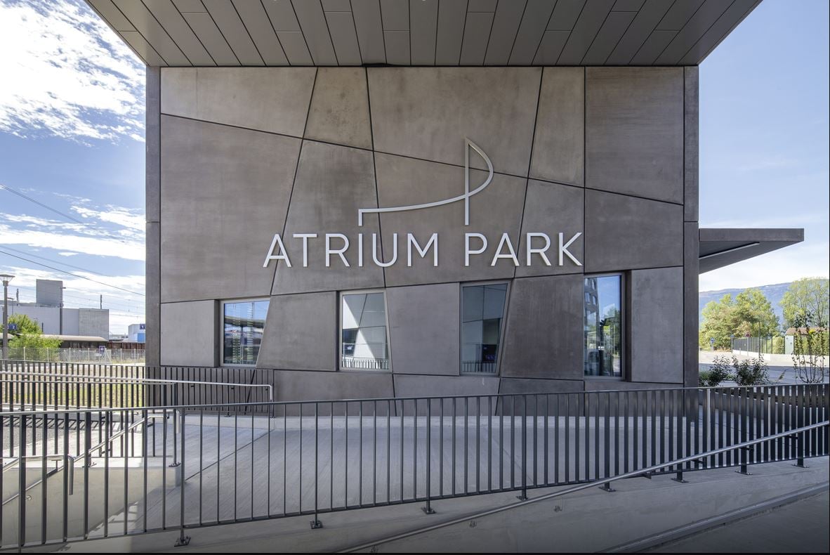 1000m² office