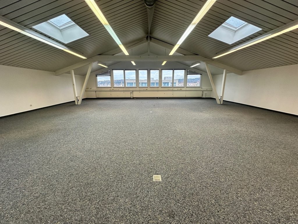 115m² office