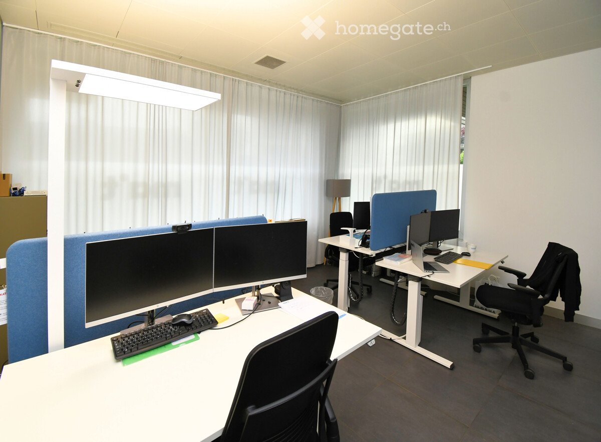 Office, Foto 1 von 10