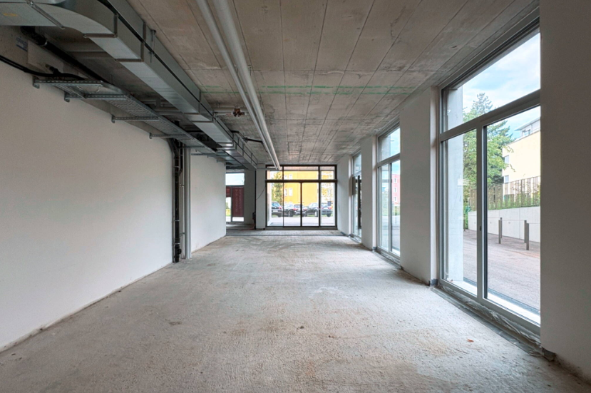 75m² office