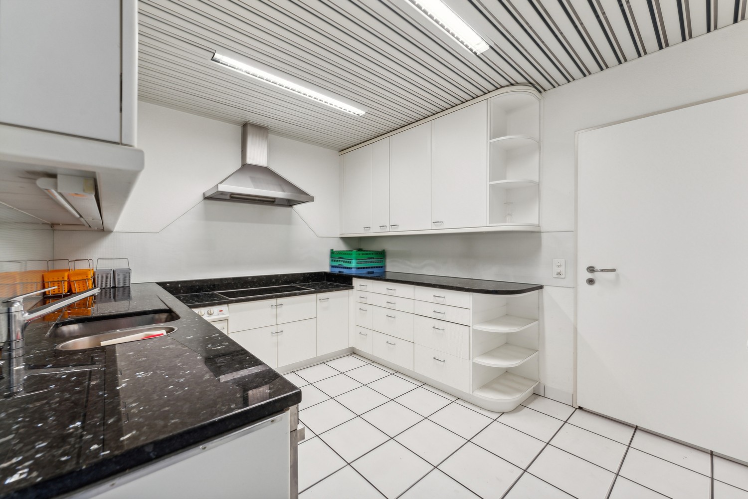 625m² ufficio
