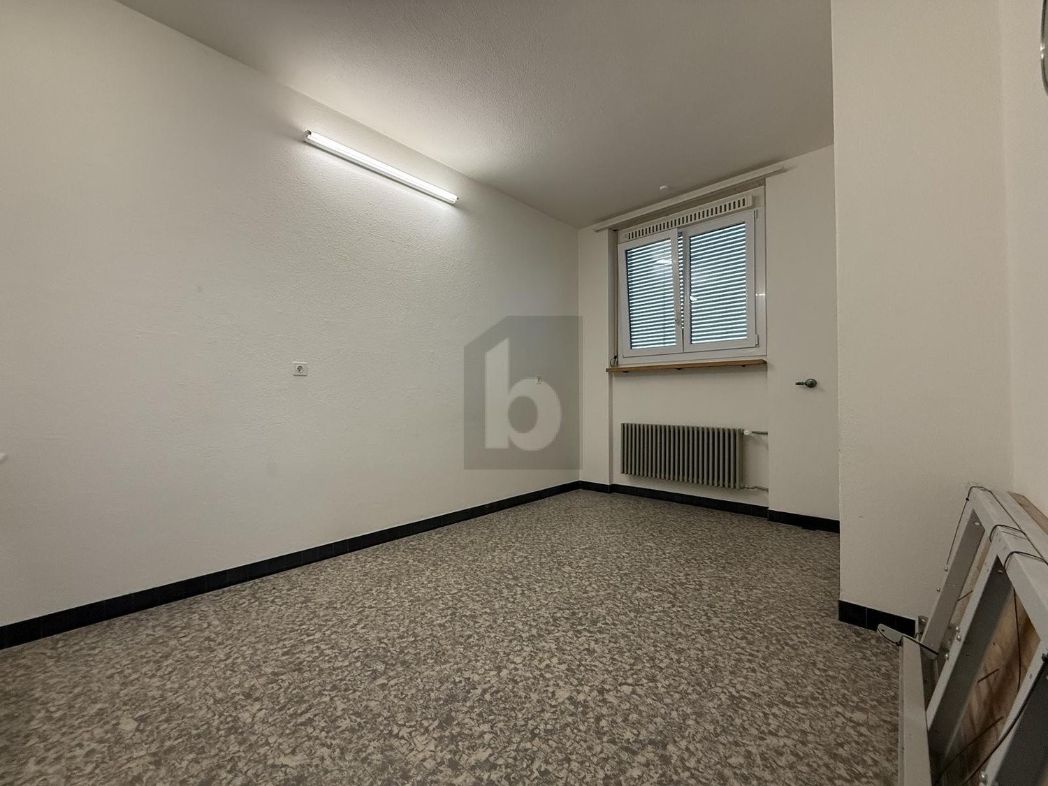 Magasin de 293m²