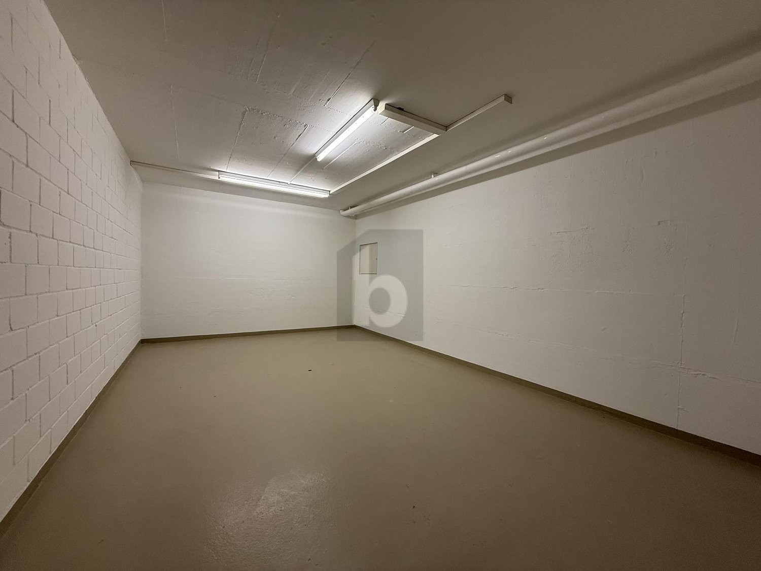 Magasin de 293m²