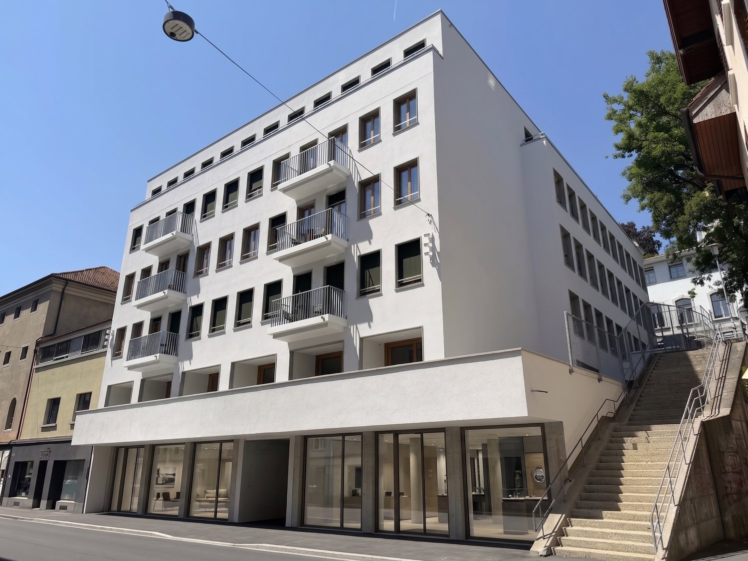 1017m² shop, Foto 1 von 2
