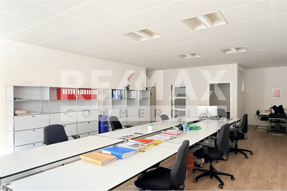Commercial, photo 1 sur 4