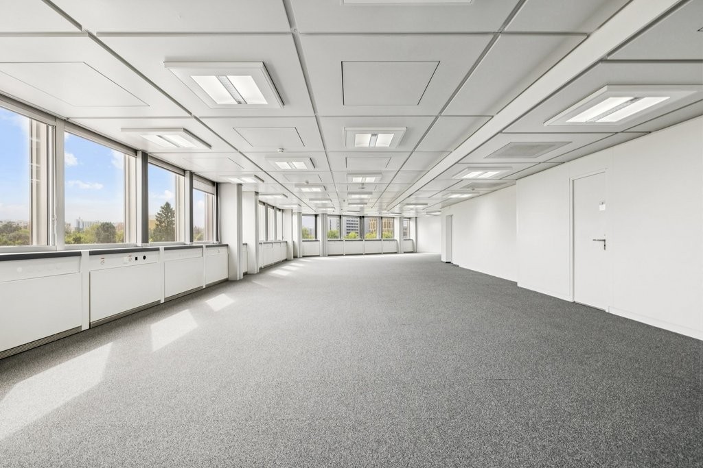 730m² Büro, Foto 6 von 10