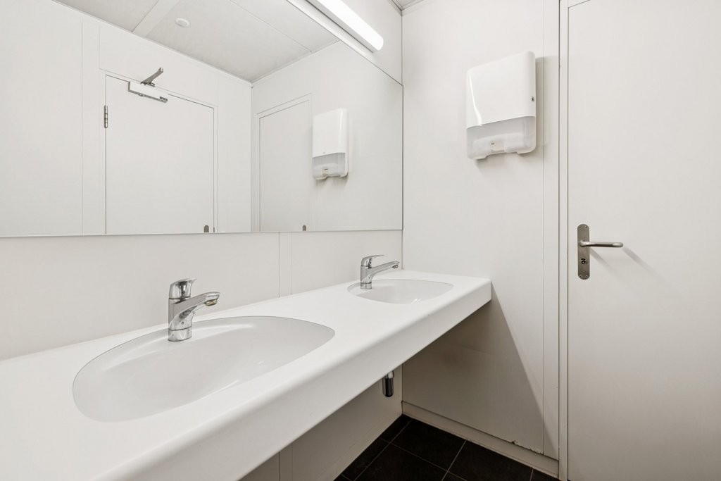 730m² Büro, Foto 7 von 10
