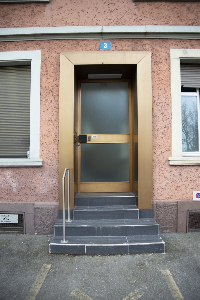76m² office
