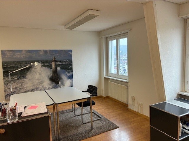 34m² office