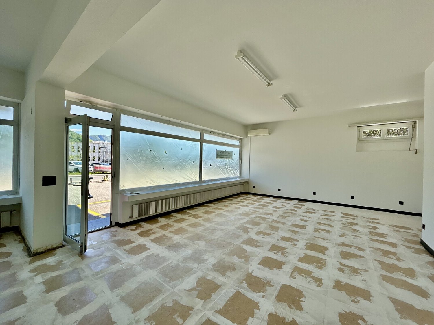 78m² Wohn- / Geschäftsgebäude