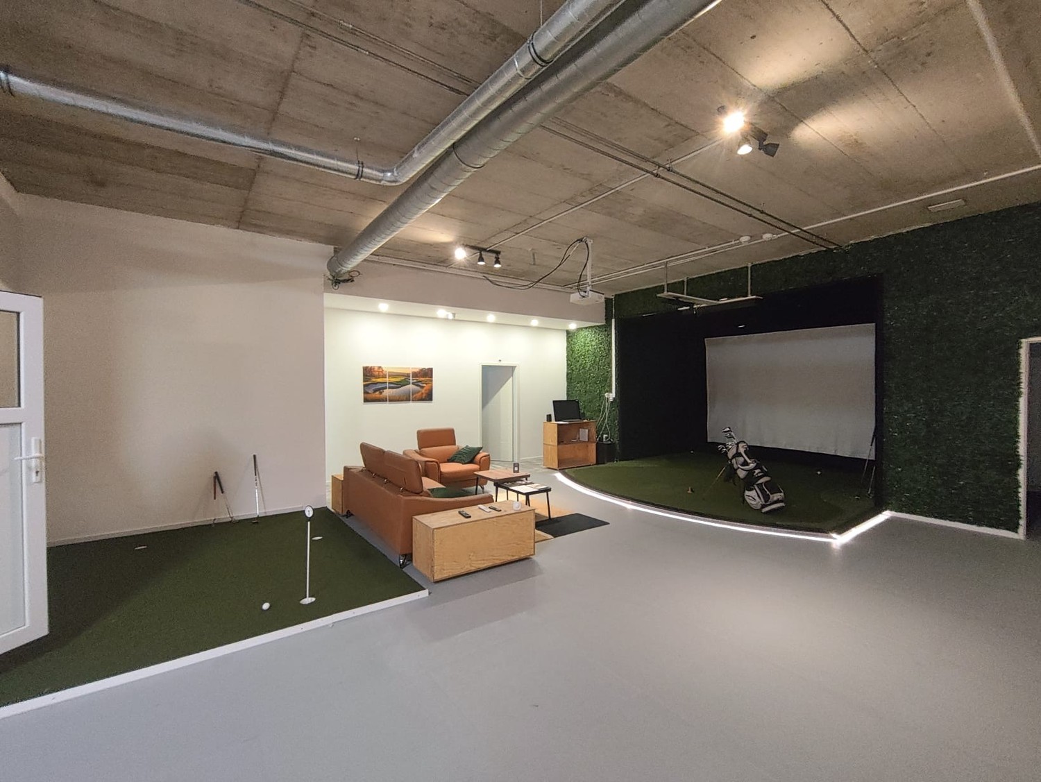 Office, photo 2 of 10