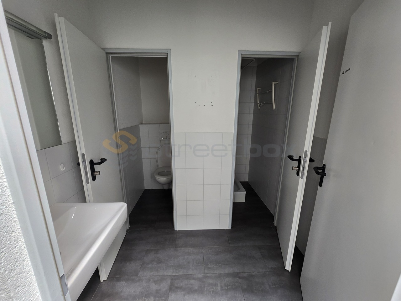 180m² Büro