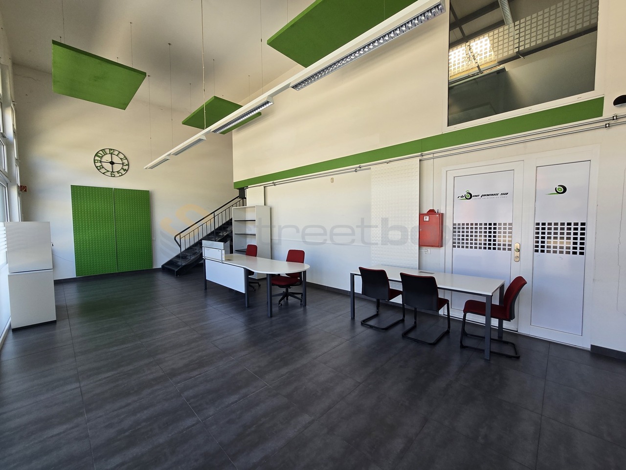 180m² Büro